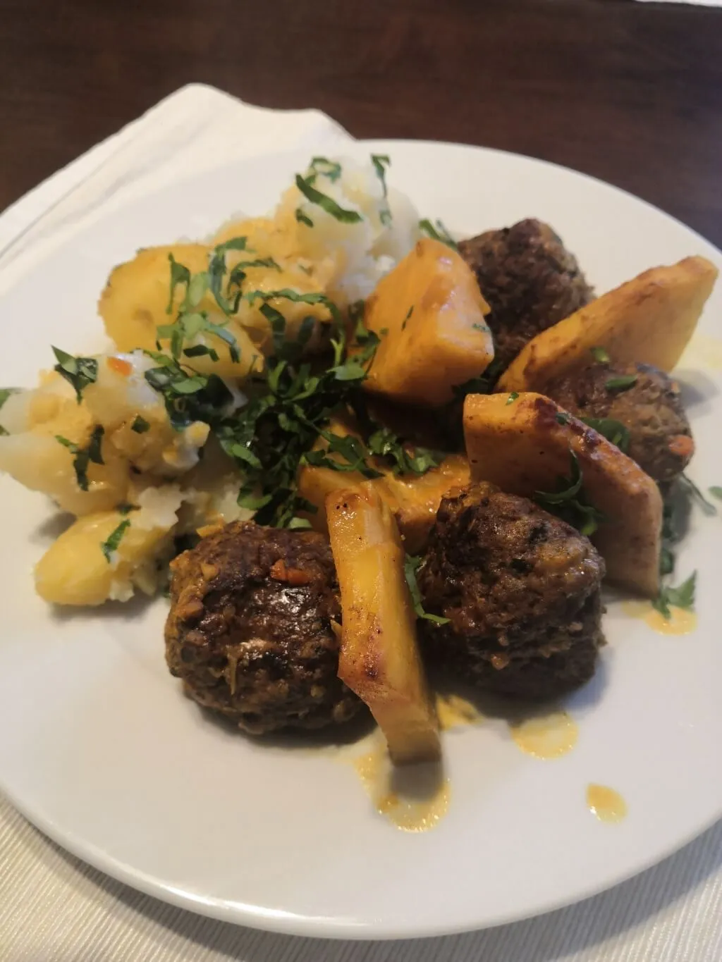 Photo of Beef meatballs with lemon and celeriac