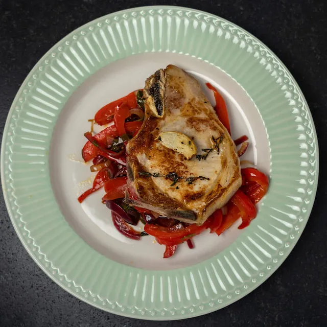 Photo of Pork chops with sweet and sour peppers