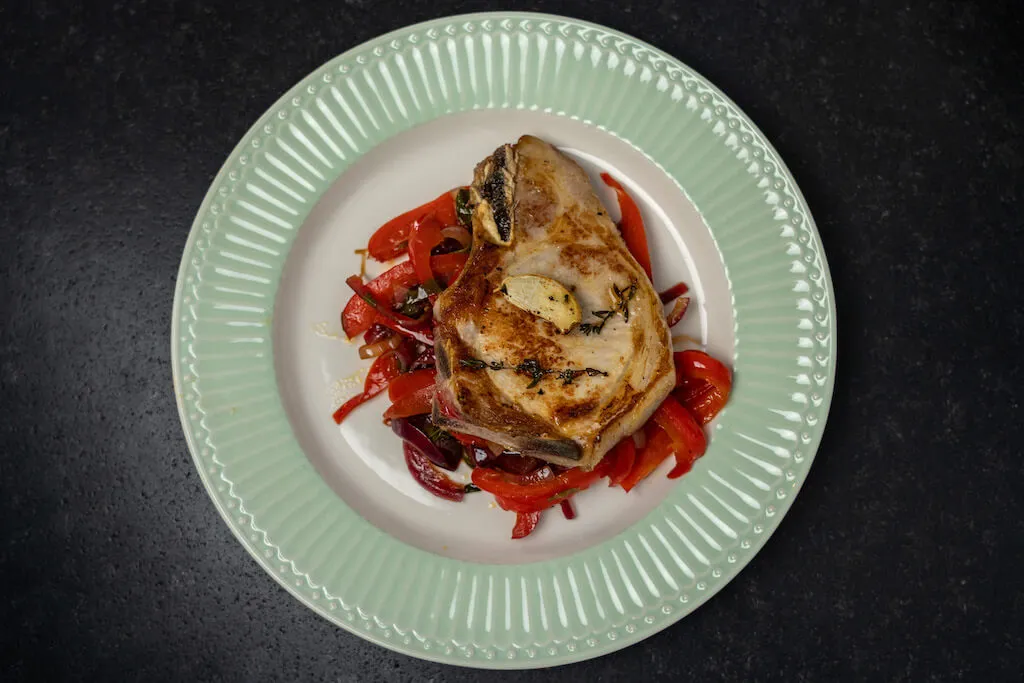 Photo of Pork chops with sweet and sour peppers