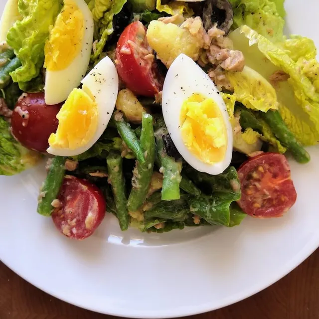 Photo of Mixed up Salad Niçoise