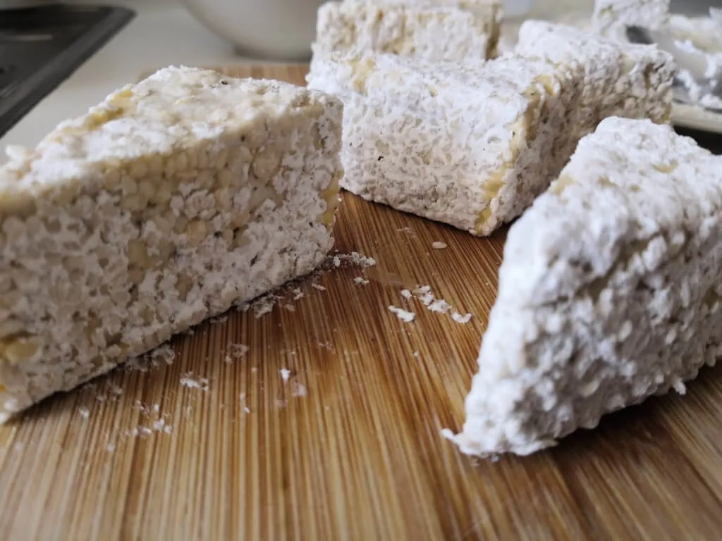 Photo of Sesame-crusted tofu with gingery noodles