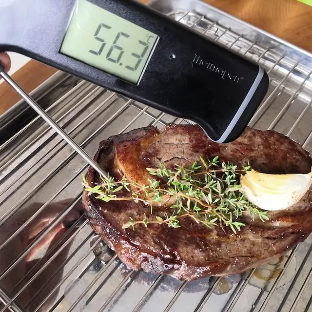 Photo of How to slowly cook a steak?